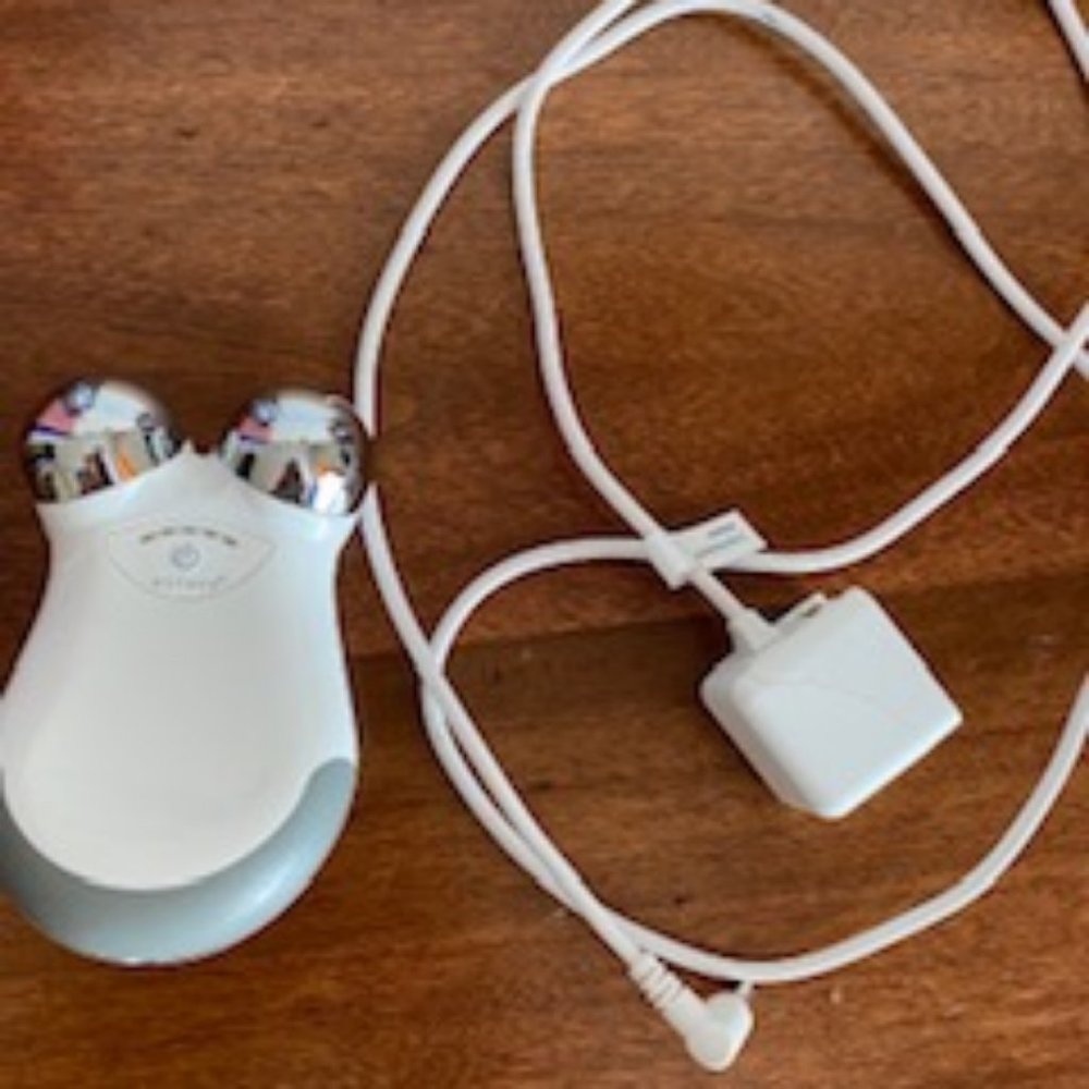Nuface Mini